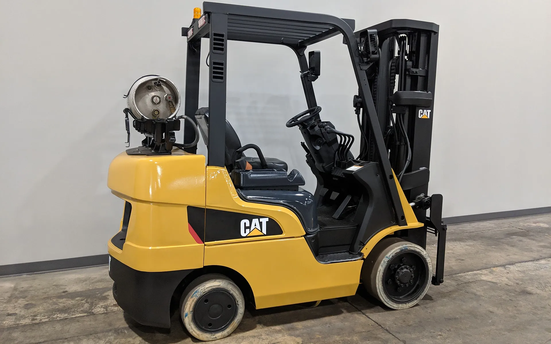 Warehouse forklift operating in Houston distribution center